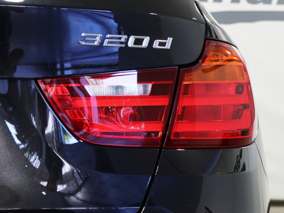 Foto Bmw 320 11