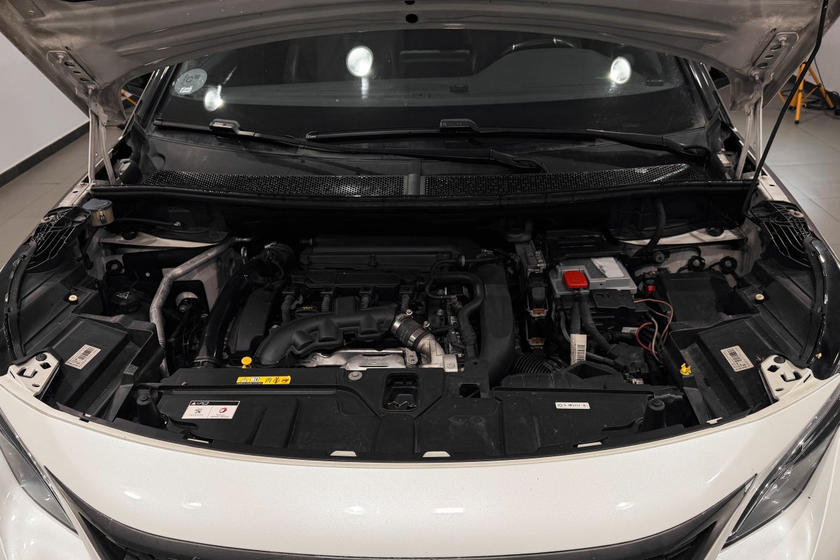 Foto Peugeot 5008 5