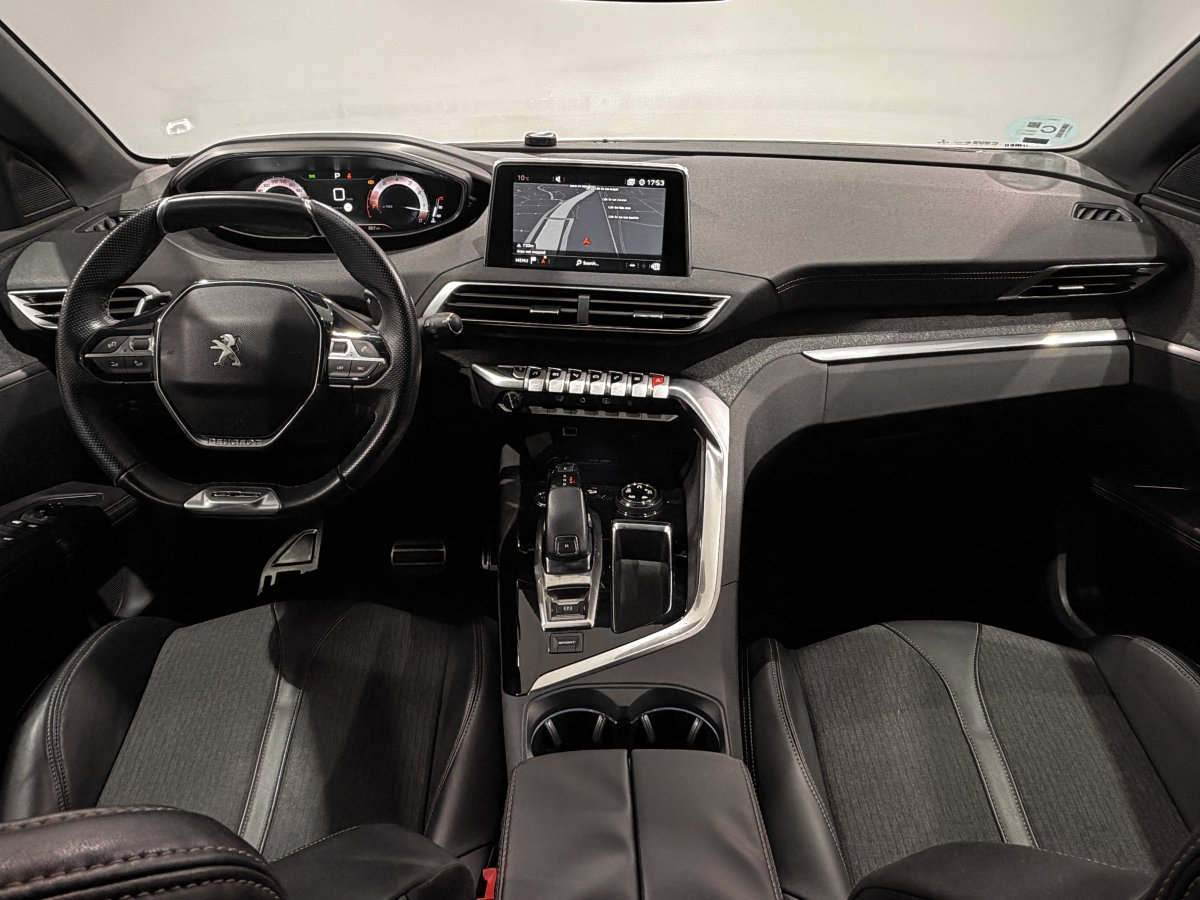 Foto Peugeot 5008 8