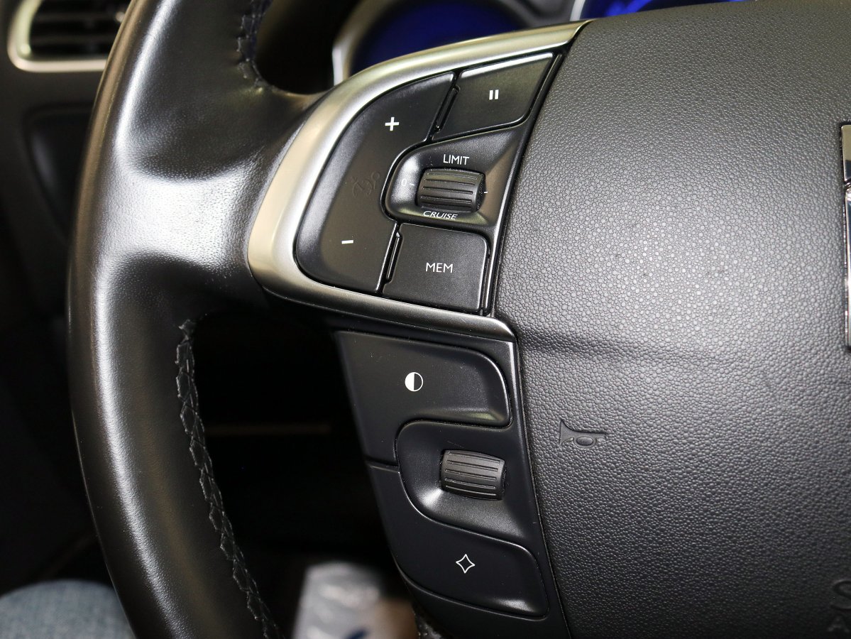 Foto Citroen DS4 22