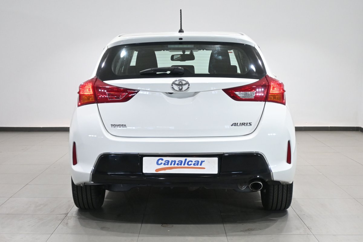 Foto Toyota Auris 5