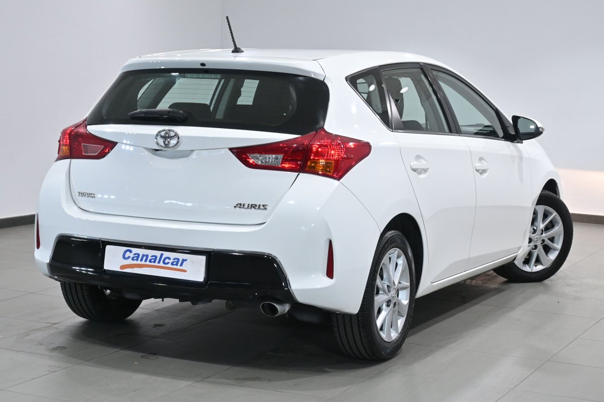 Foto Toyota Auris 4
