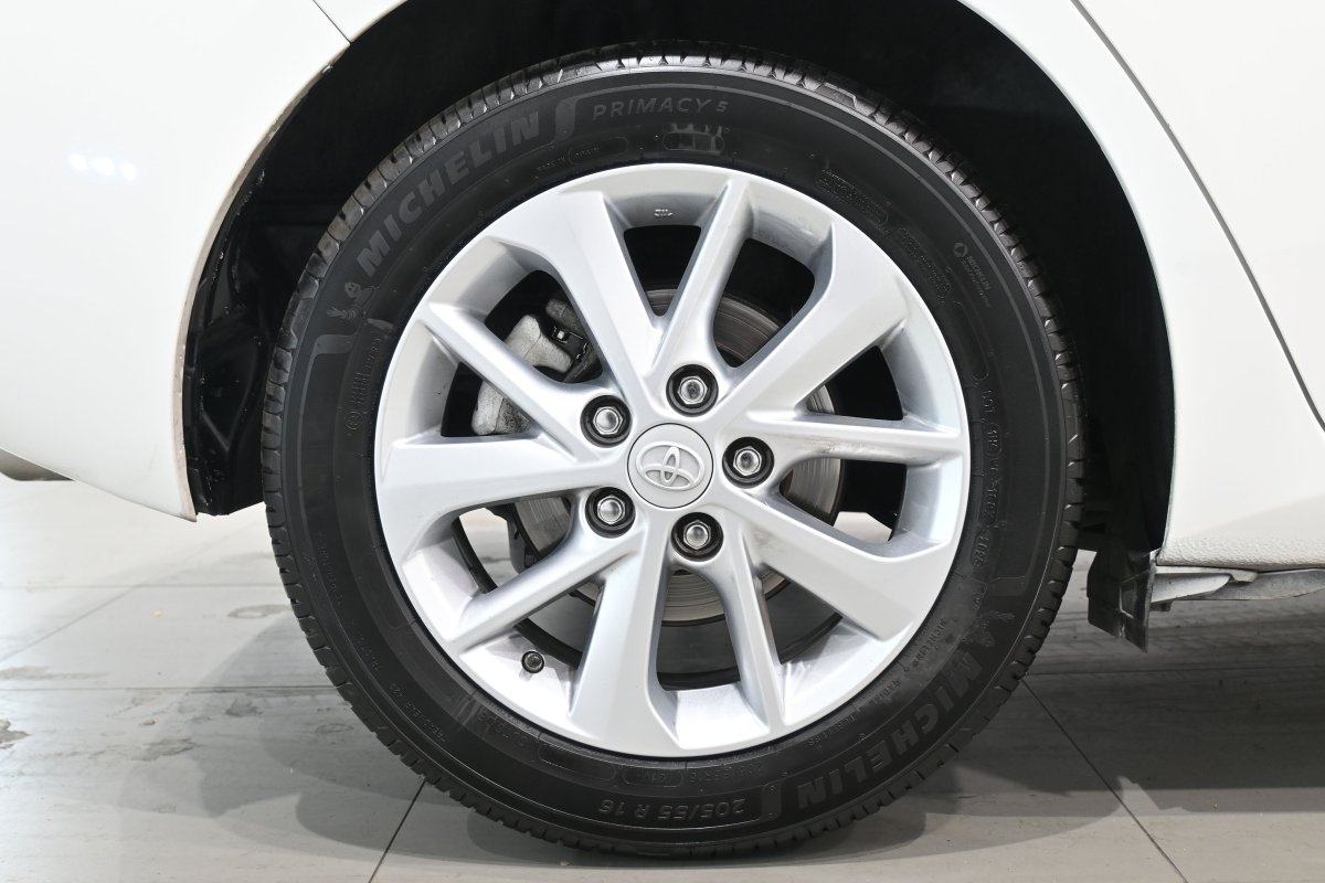 Foto Toyota Auris 27