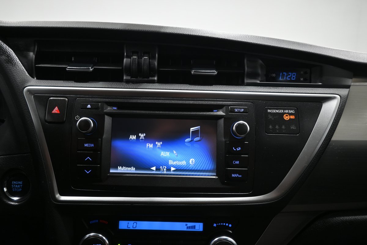 Foto Toyota Auris 15