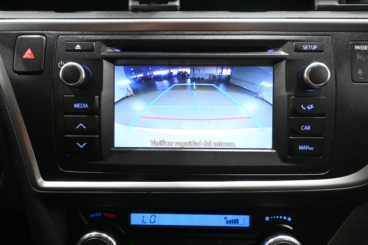 Foto Toyota Auris 16