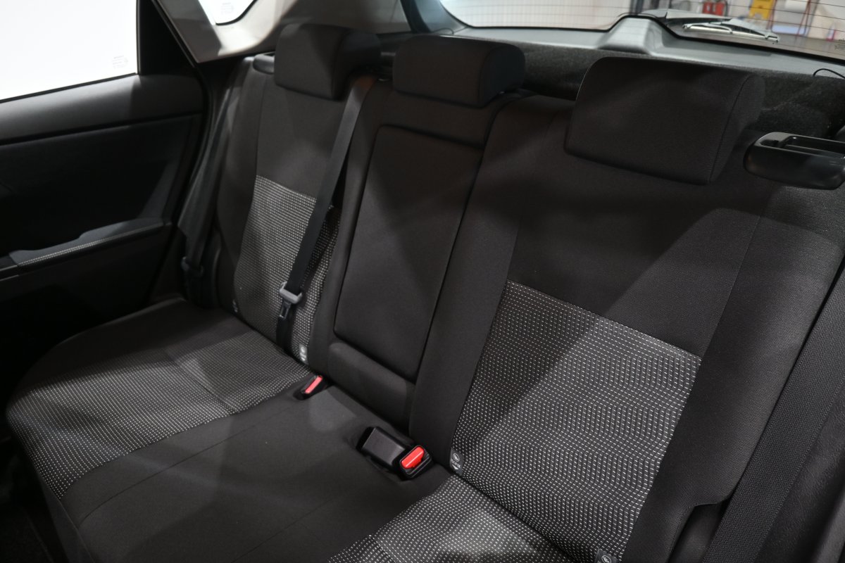 Foto Toyota Auris 12