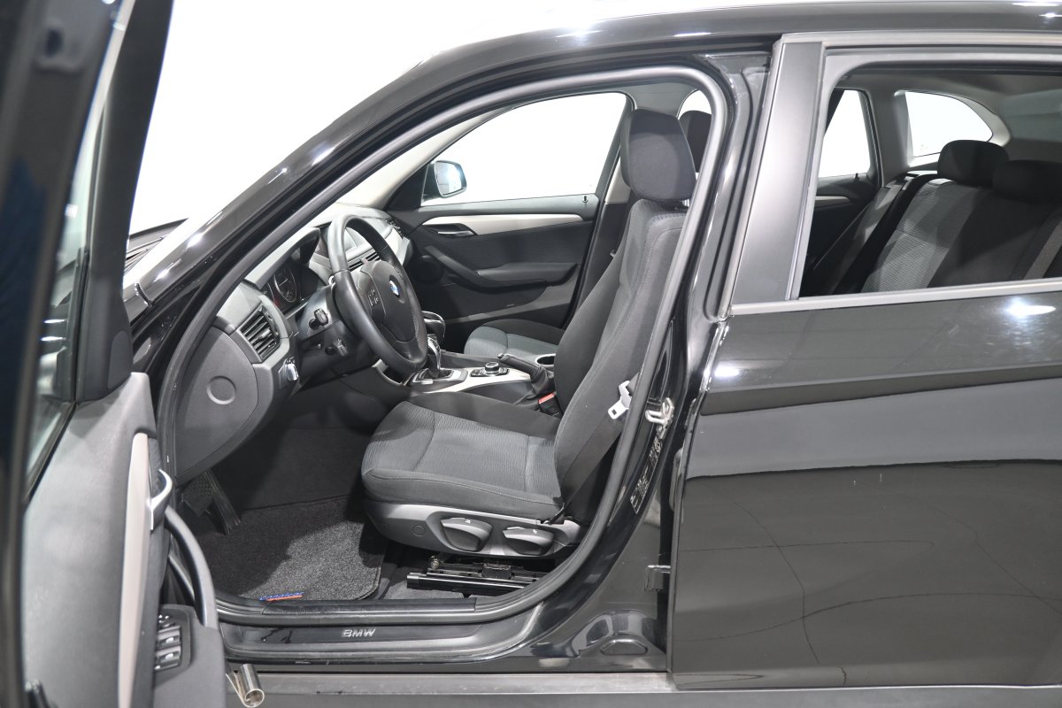 Foto BMW X1 9