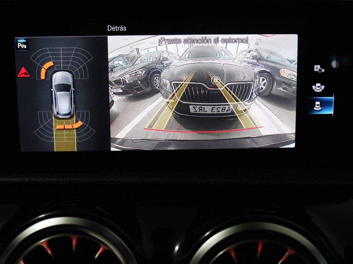 Foto Mercedes-Benz A 180 18