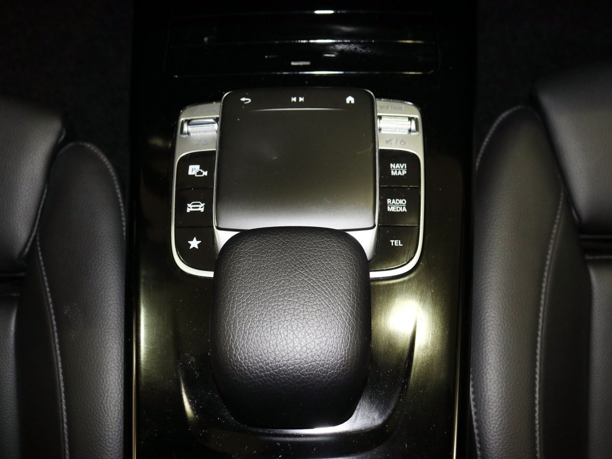 Foto Mercedes-Benz A 180 36