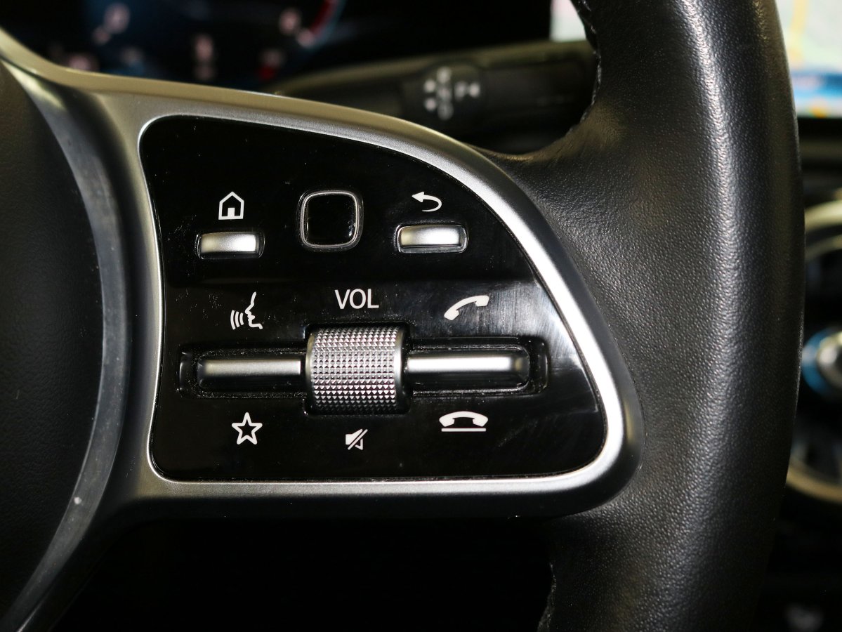 Foto Mercedes-Benz A 180 45