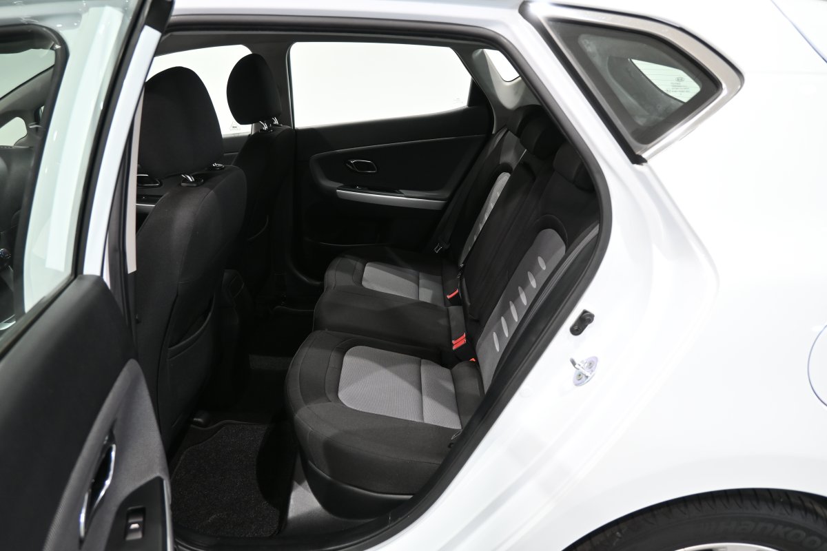 Foto Kia Ceed 11