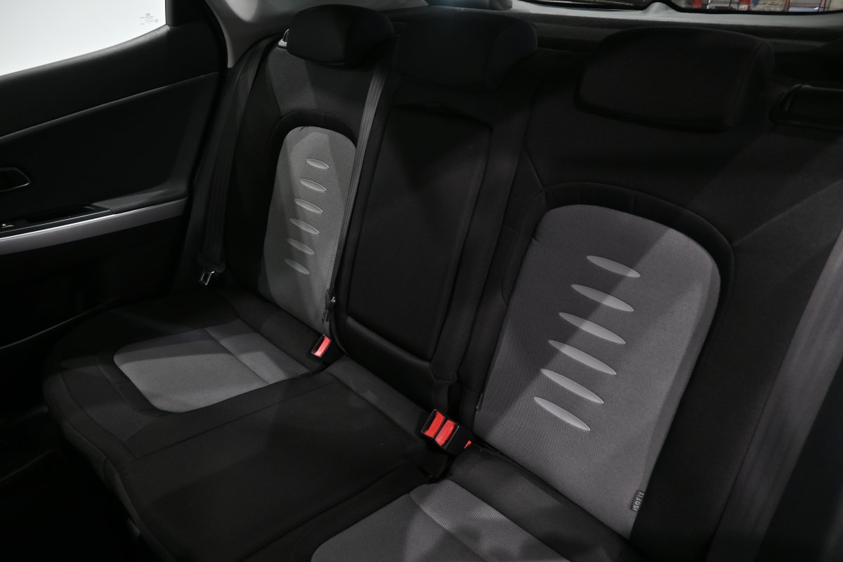 Foto Kia Ceed 12