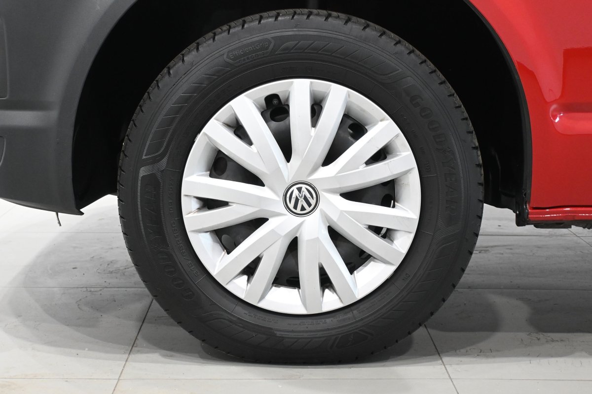 Foto Volkswagen KOMBI Caravelle 29