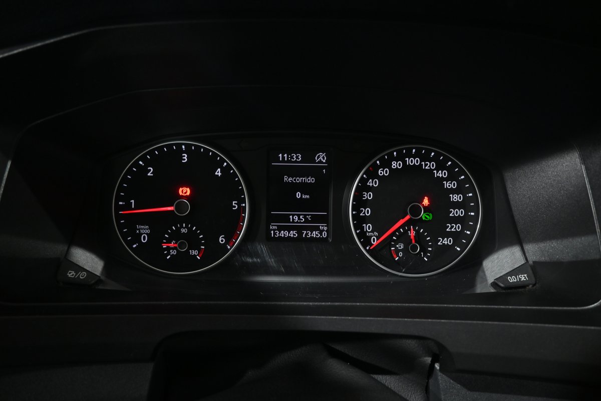 Foto Volkswagen KOMBI Caravelle 14