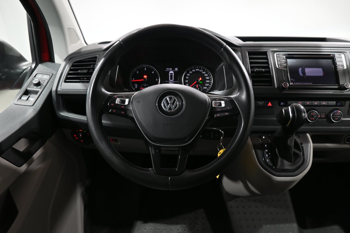 Foto Volkswagen KOMBI Caravelle 19