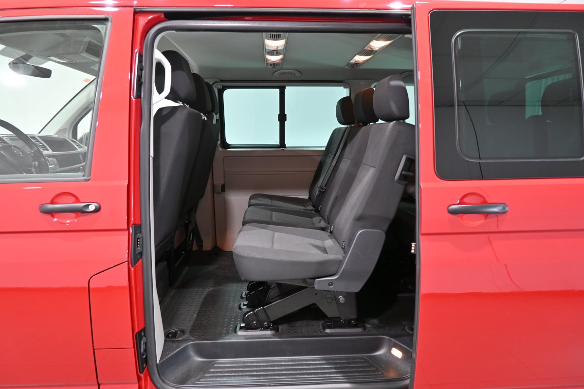 Foto Volkswagen KOMBI Caravelle 11
