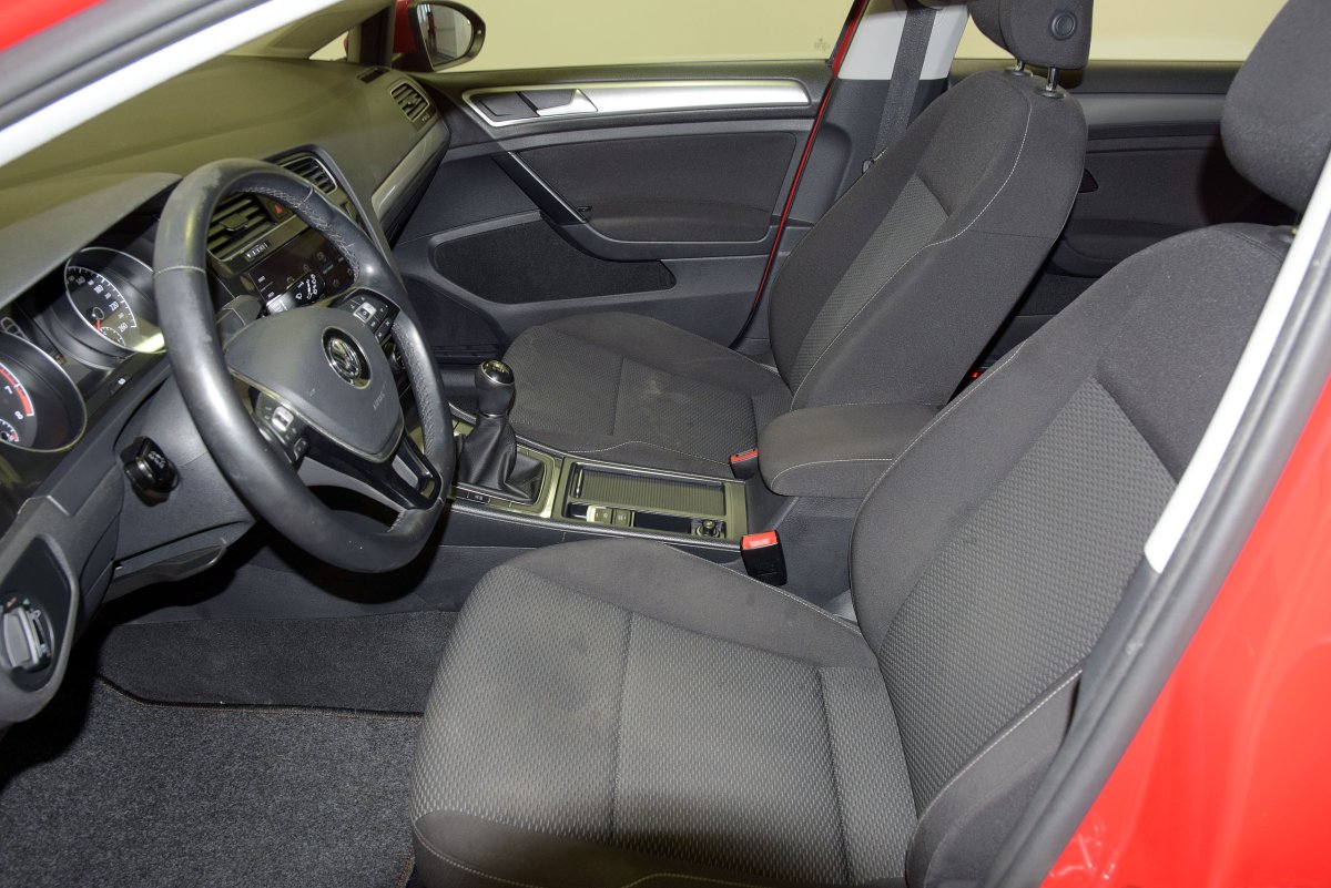 Foto Volkswagen Golf 8