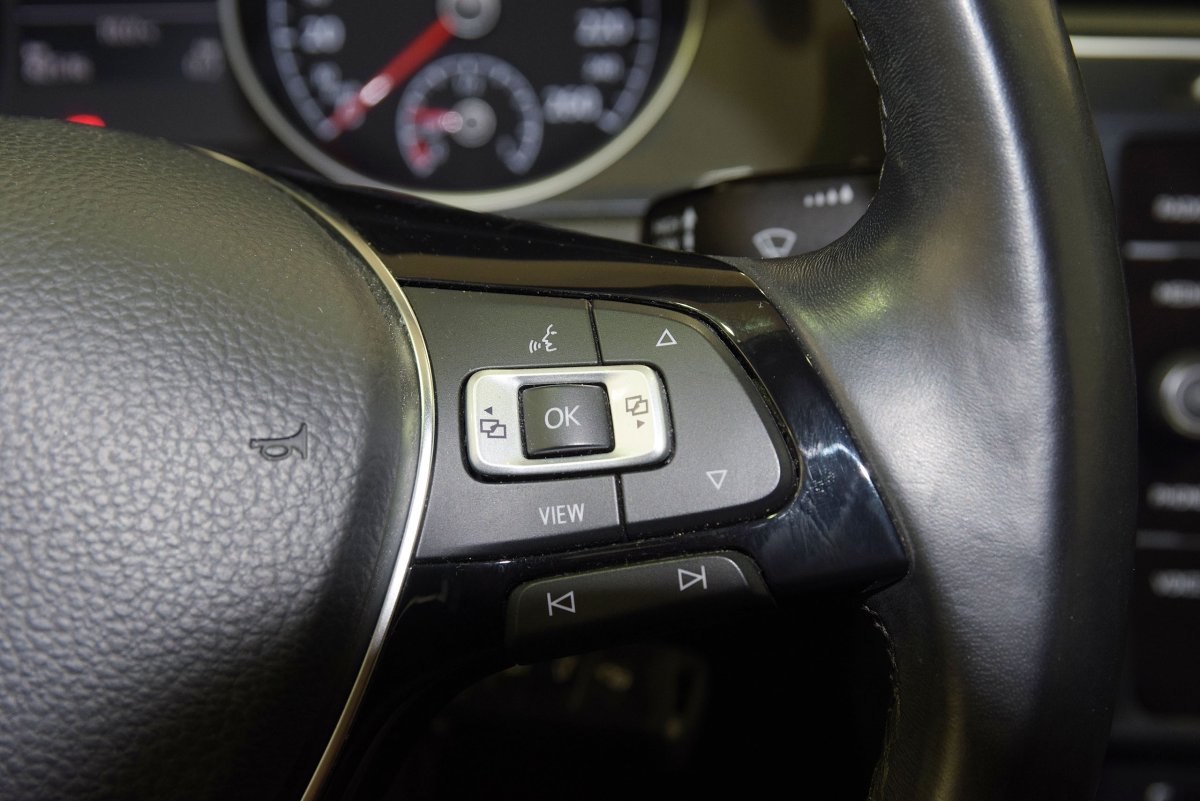 Foto Volkswagen Golf 23