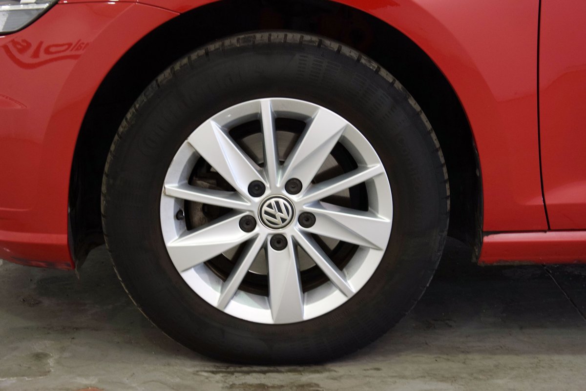 Foto Volkswagen Golf 24