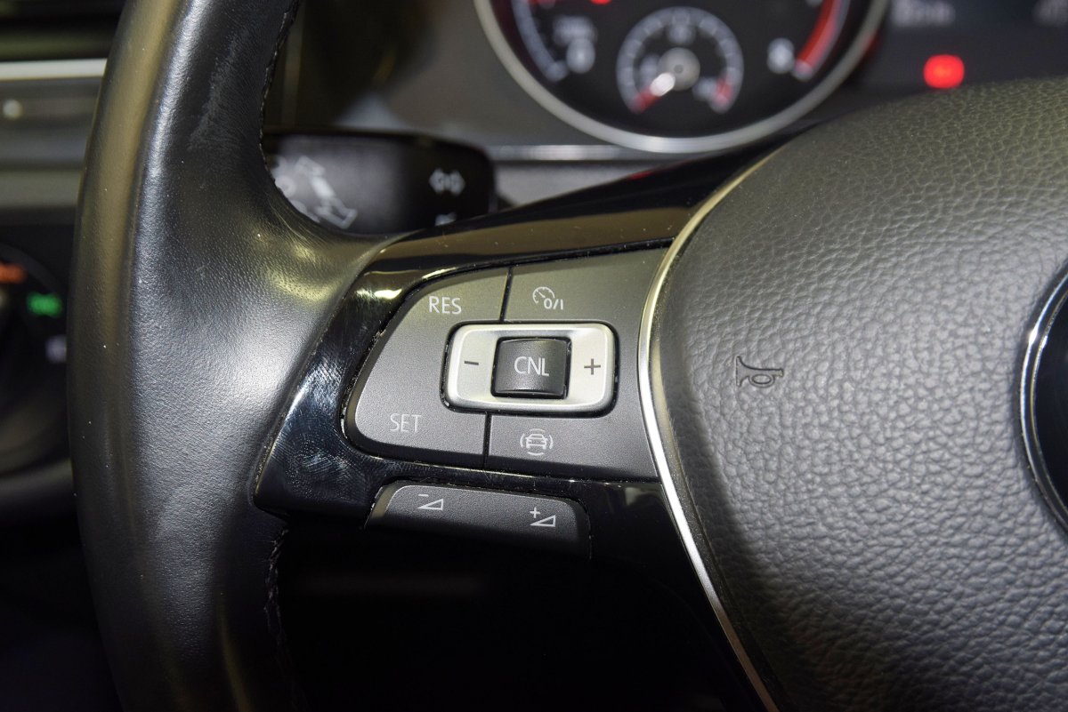 Foto Volkswagen Golf 22