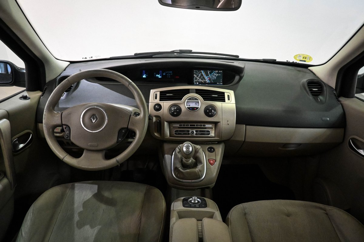 Foto Renault Grand 17
