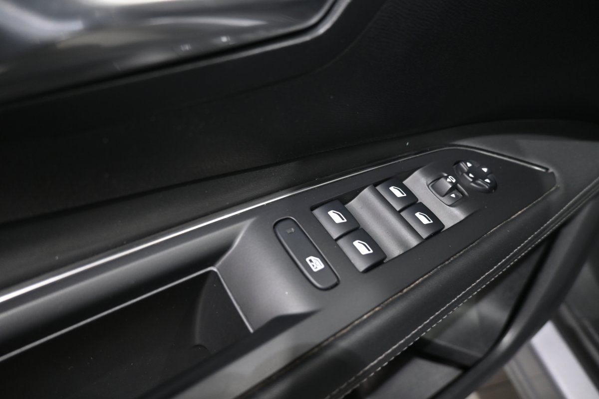 Foto Peugeot 3008 23