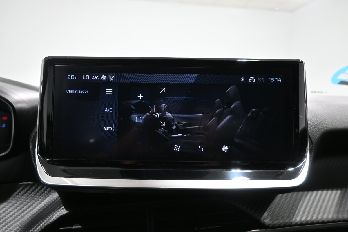 Foto Peugeot 2008 15