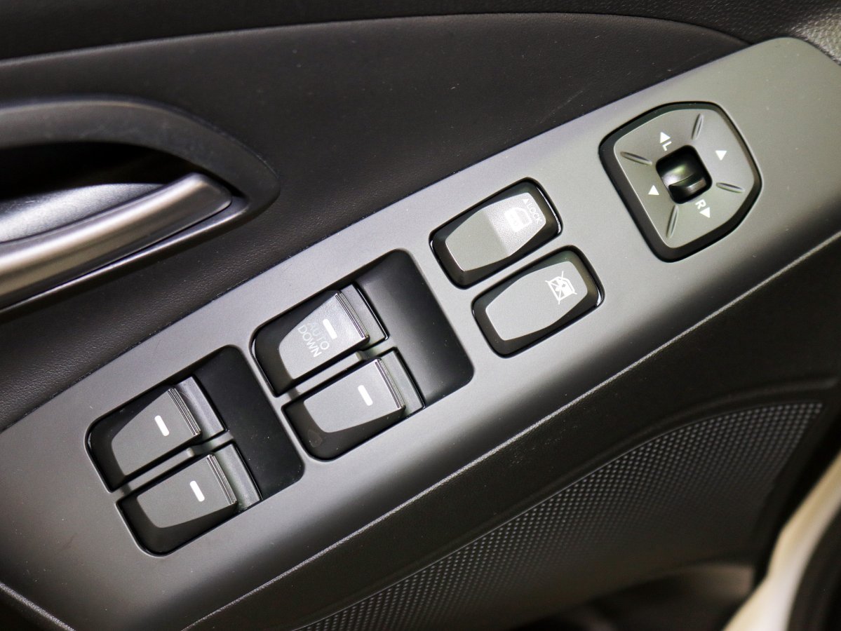 Foto Hyundai ix35 21