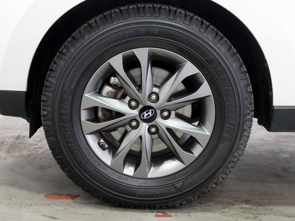 Foto Hyundai ix35 25