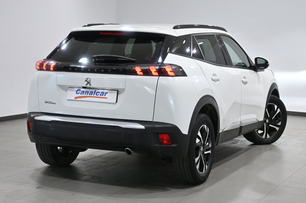 Foto Peugeot 2008 4