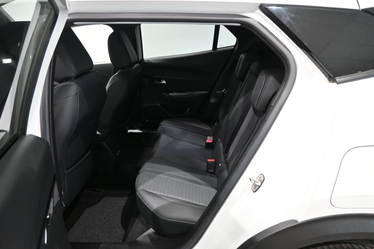Foto Peugeot 2008 11