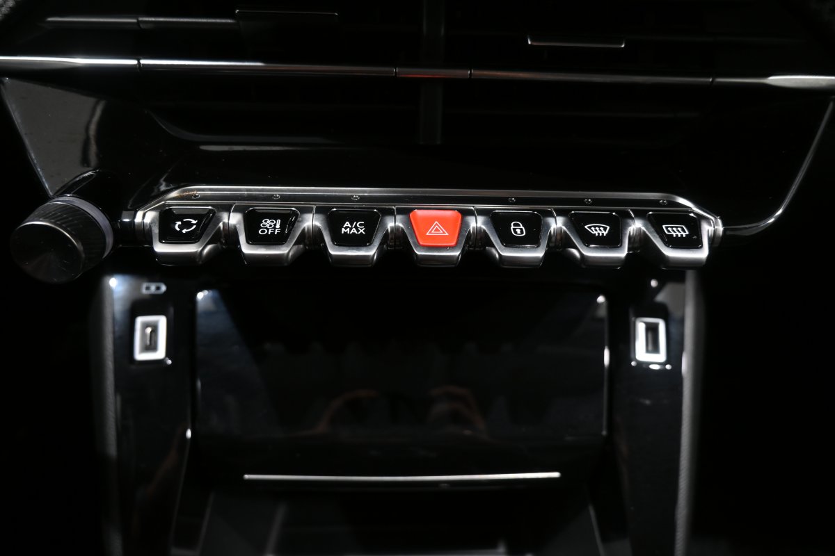 Foto Peugeot 2008 17