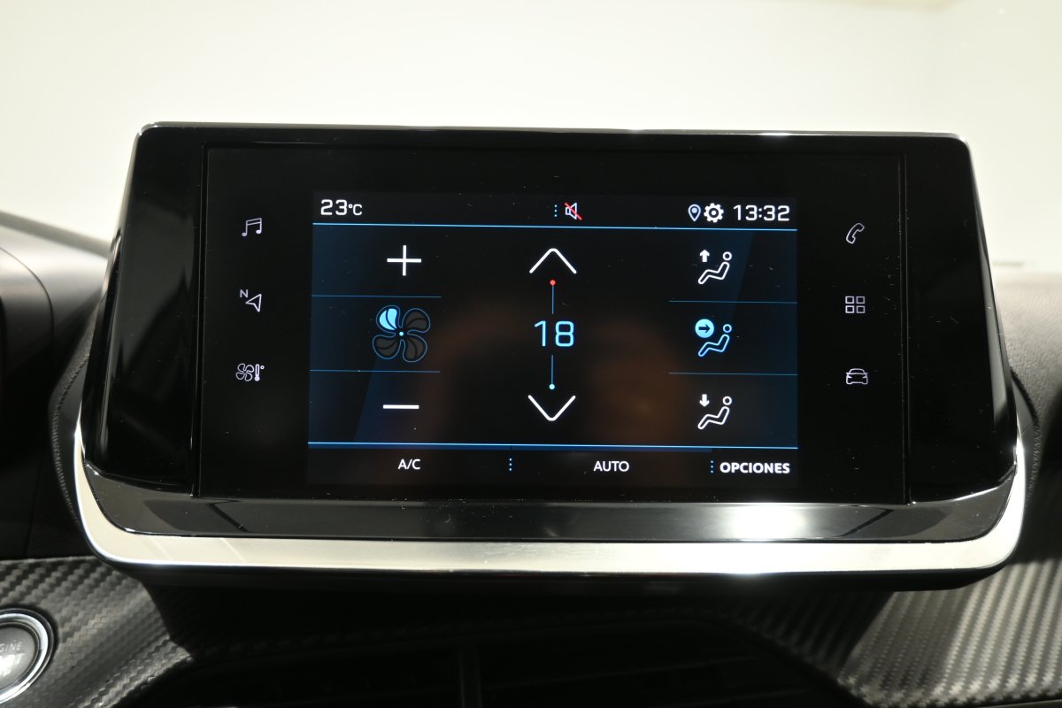 Foto Peugeot 2008 15