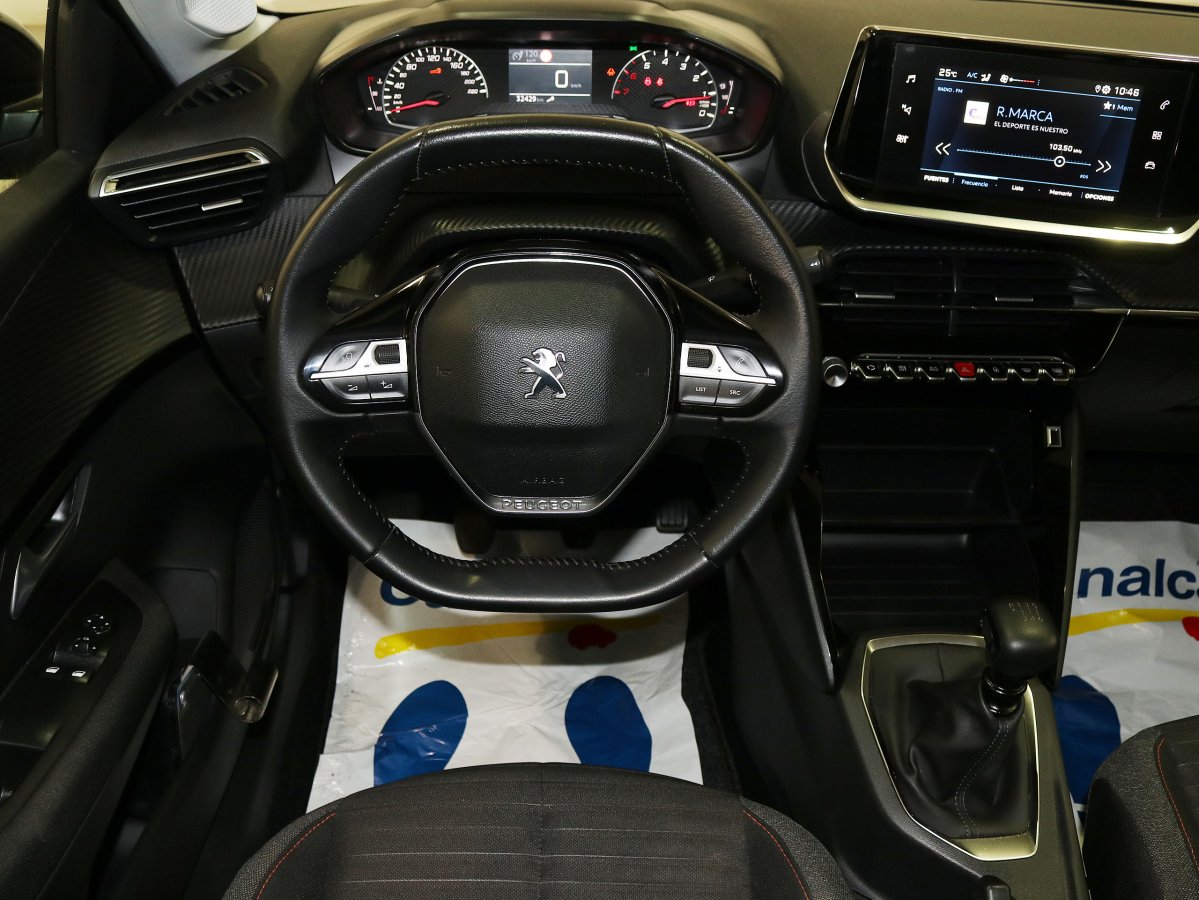Foto Peugeot 208 24
