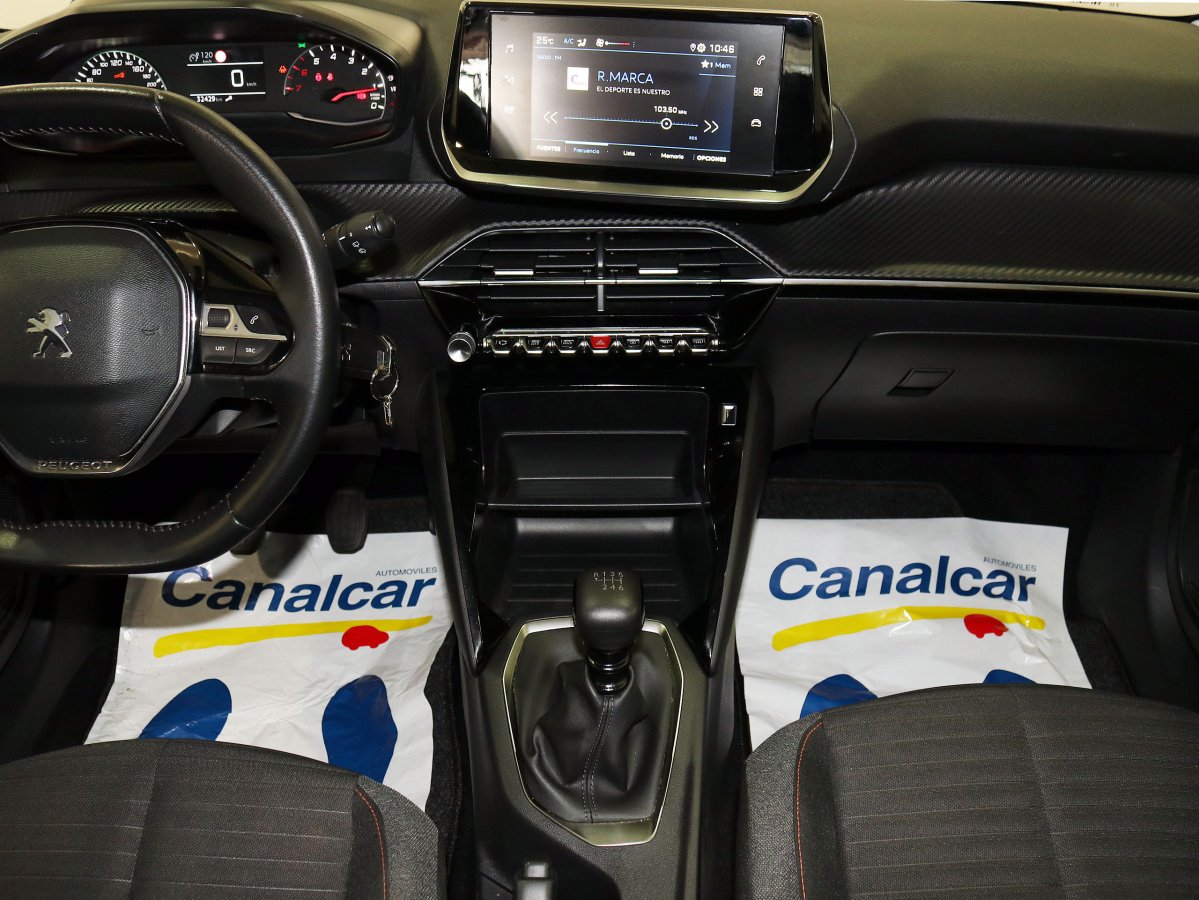 Foto Peugeot 208 25