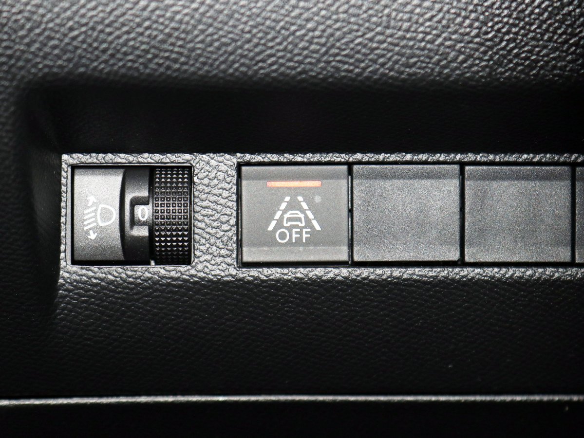 Foto Peugeot 208 30