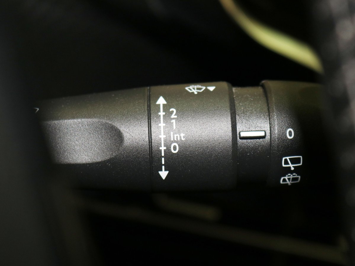 Foto Peugeot 208 32