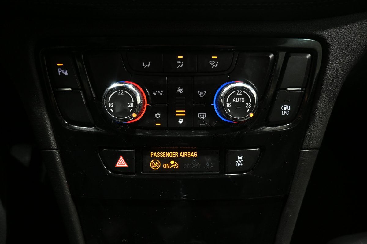 Foto Opel Mokka 14