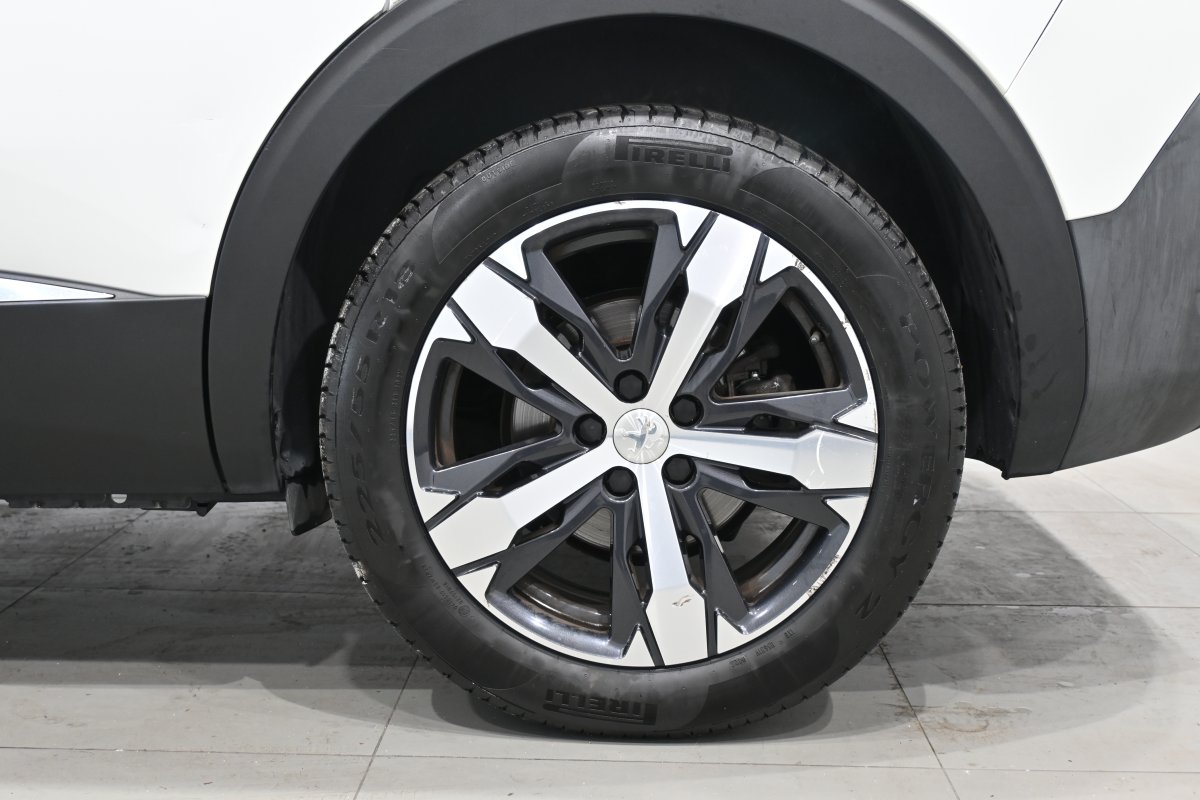 Foto Peugeot 5008 30