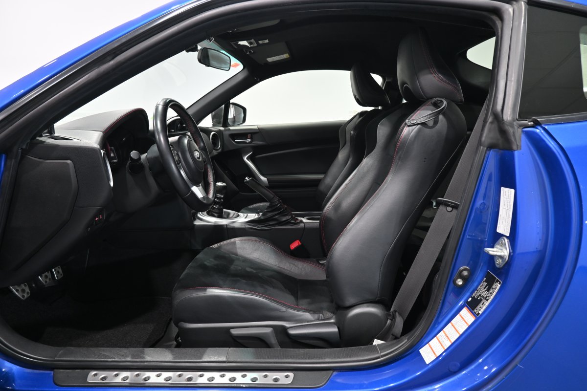 Foto Subaru BRZ 9