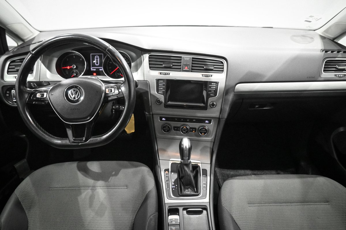 Foto Volkswagen Golf 23