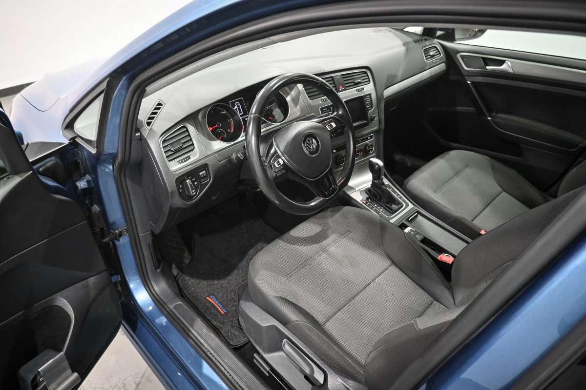 Foto Volkswagen Golf 9