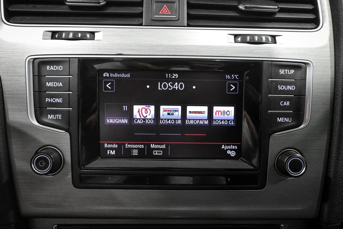 Foto Volkswagen Golf 16