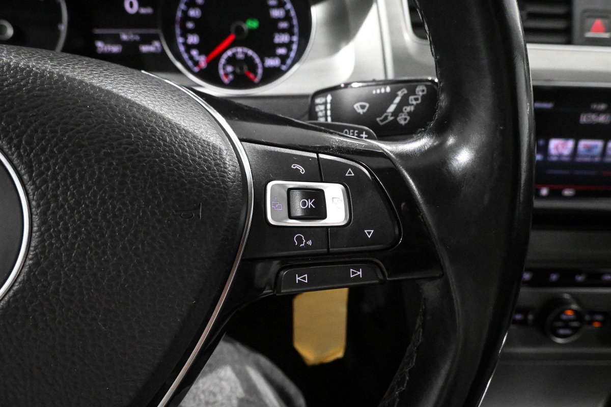 Foto Volkswagen Golf 30