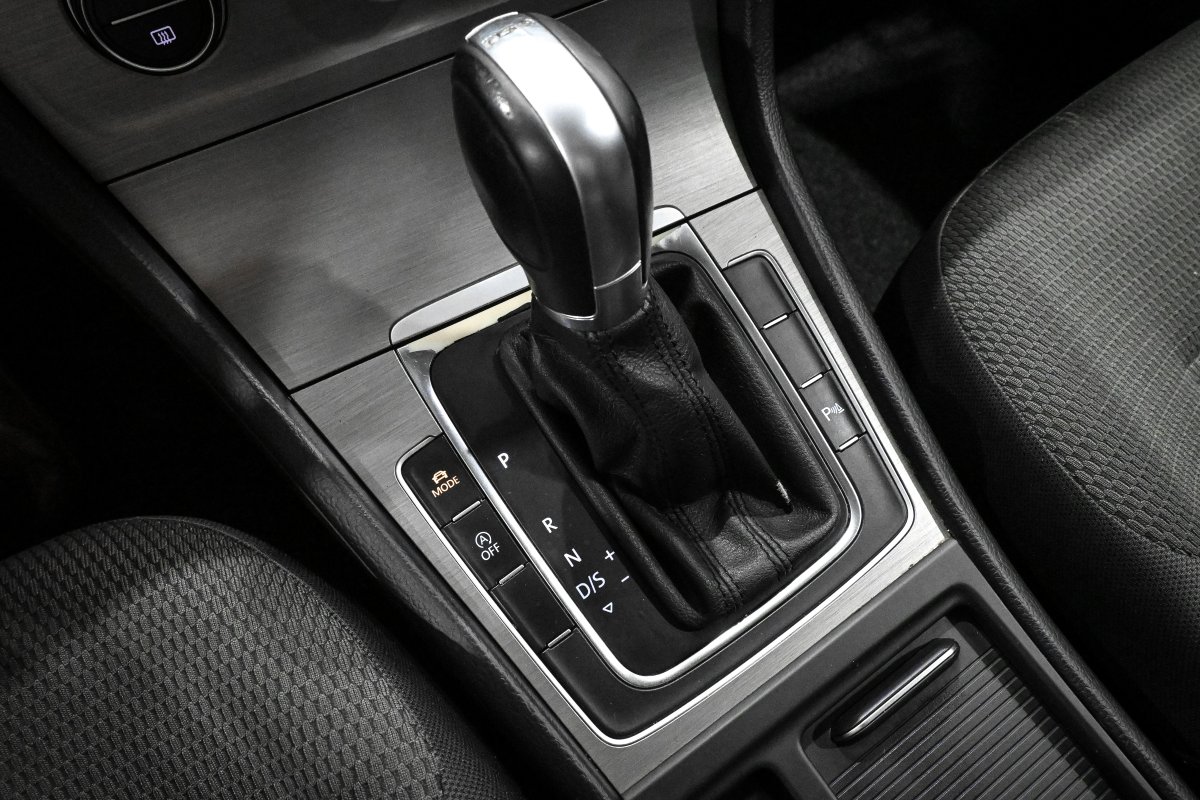 Foto Volkswagen Golf 25