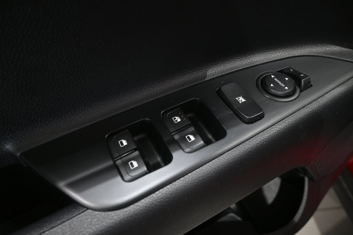 Foto Kia Stonic 24