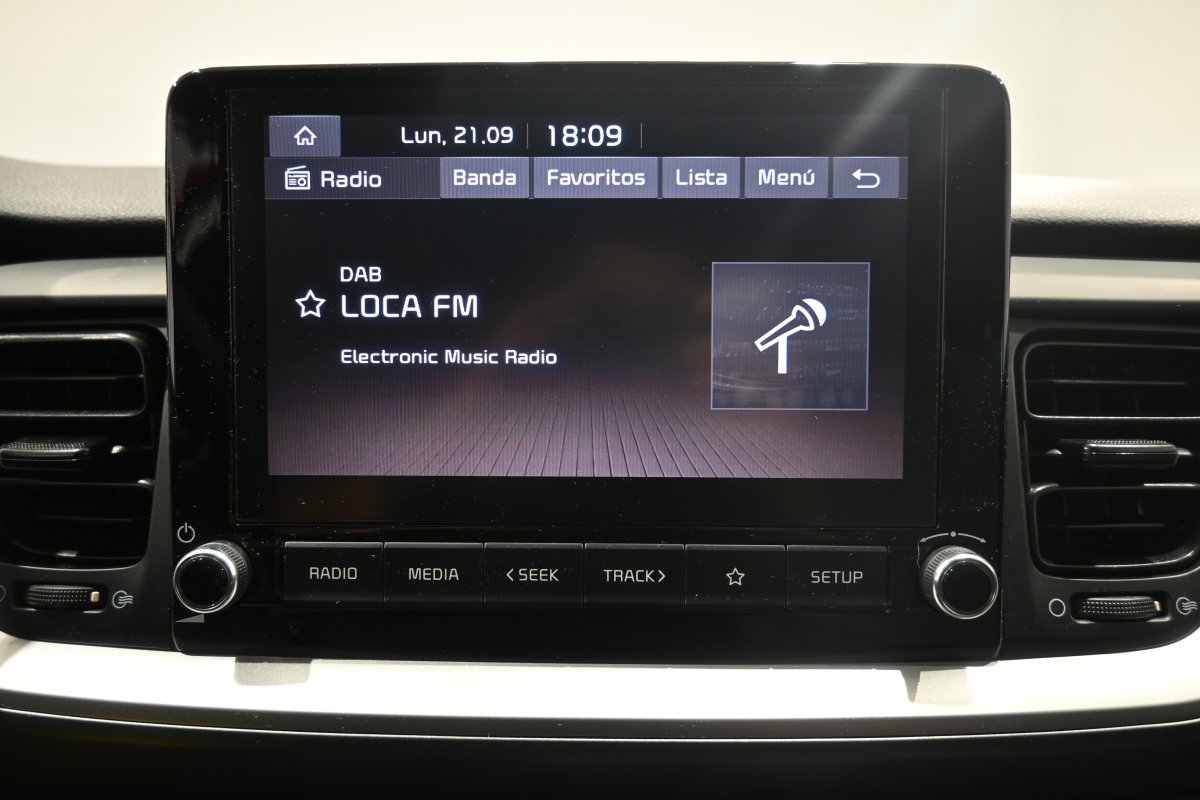 Foto Kia Stonic 15