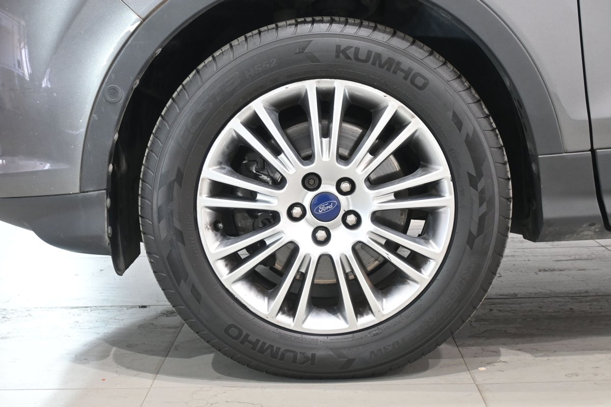Foto Ford Kuga 25