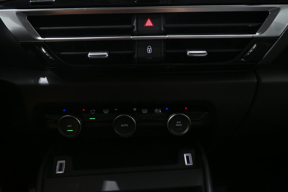 Foto Citroen C4 17