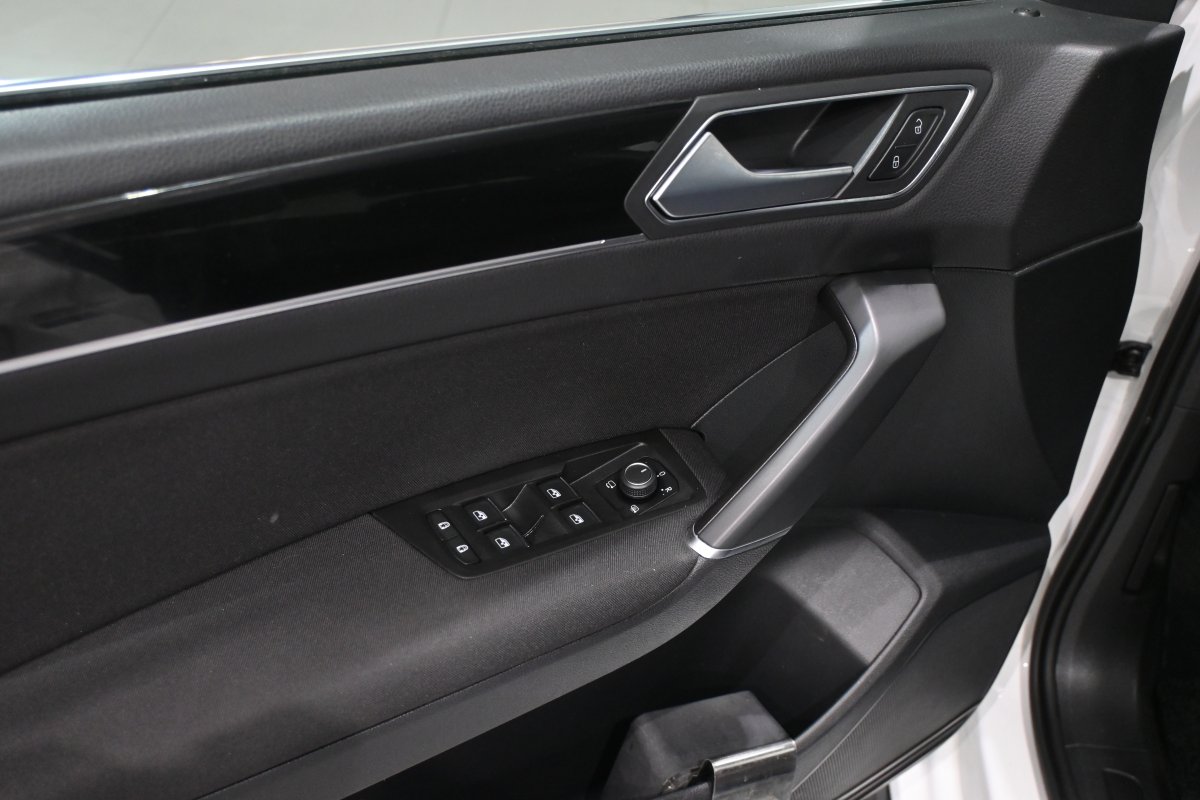 Foto Volkswagen Touran 27
